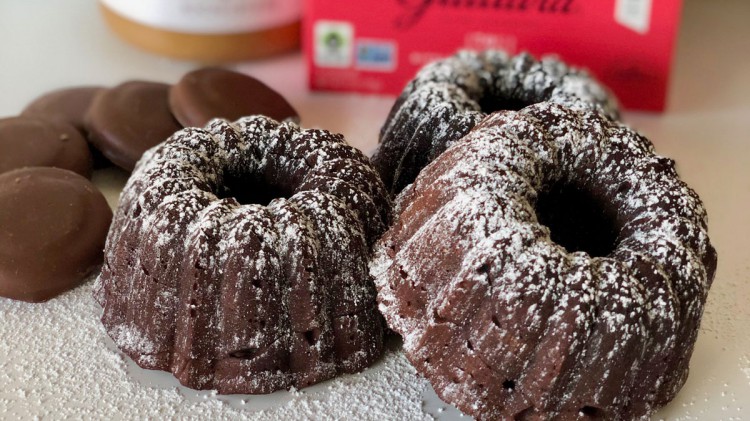 Mini chocolate peanut butter bundt cakes.